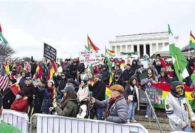 Los bolivianos en el exterior hicieron escuchar su voz