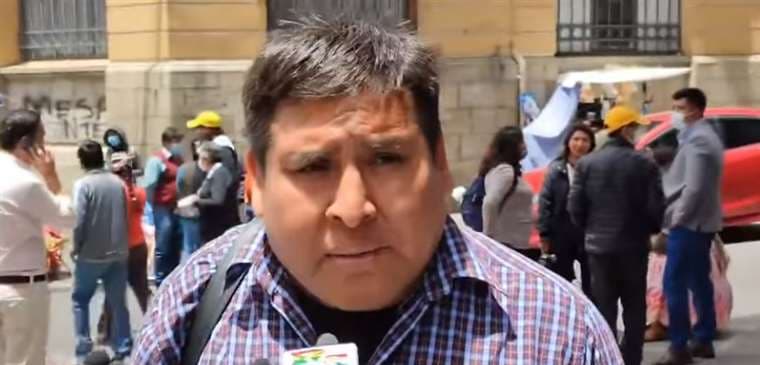 Dirigente paralelo de DD.HH. pretende tomar la regional de El Alto y llama a Congreso 