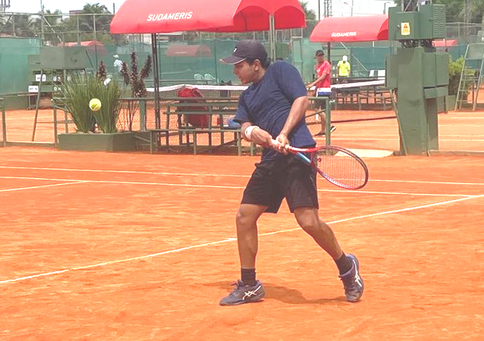 Santiago Lora, tenista boliviano, que juega en Brasil. Foto. Familia Lara 