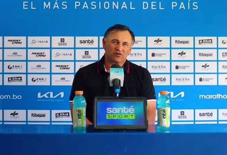 Carlos Bustos, DT de Blooming: "Queremos llegar muy bien al inicio de Sudamericana"