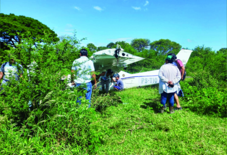 Avioneta que se estrelló en Brecha Siete es ‘trucha’ y fue camuflada con matrícula brasileña