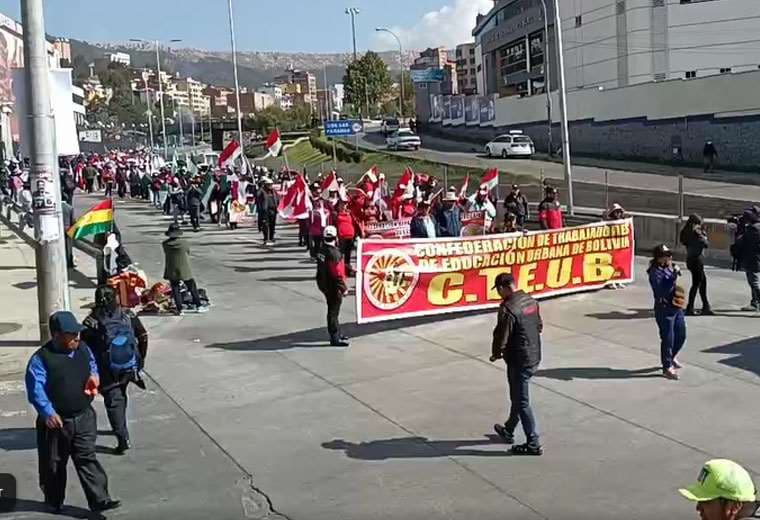 La marcha de los maestros protagonizada el lunes. Foto: Federación de La Paz.