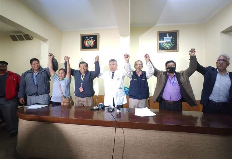 Médicos, gremiales y otros sectores forman alianza en rechazo a proyectos de ley mordaza