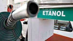 El etanol se mezcla como aditivo vegetal con la gasolina 