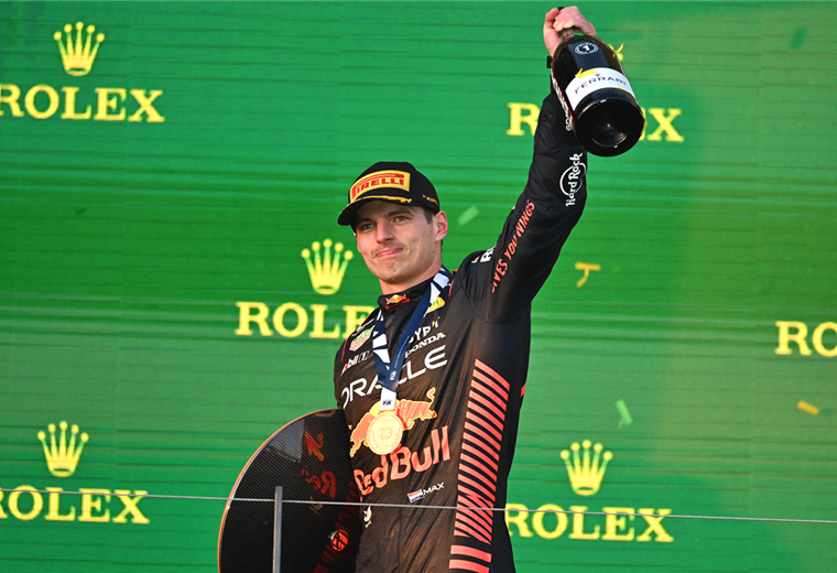Verstappen, sin rival, gana en Australia tras una carrera caótica a causa de accidentes 