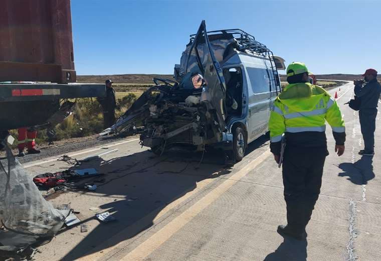Accidente de tránsito en la carretera entre Oruro y Pisiga deja cuatro fallecidos 