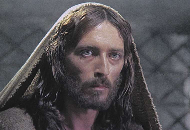 Jesús de Nazaret es un largometraje dirigido por Franco Zeffirelli 