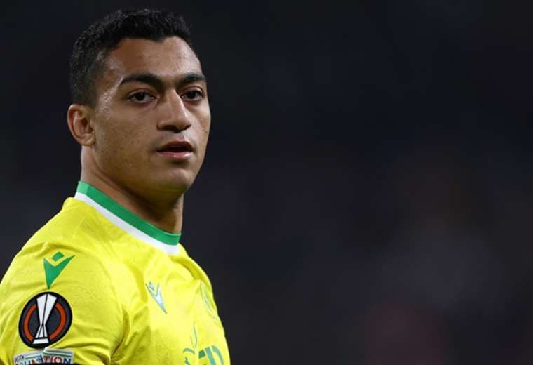 Nantes multará al jugador que se negó a jugar con camiseta en contra de la homofobia