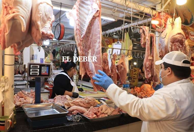 Baja el precio del pollo y la Alcaldía realiza operativos para controlar los precios y la calidad de los alimentos