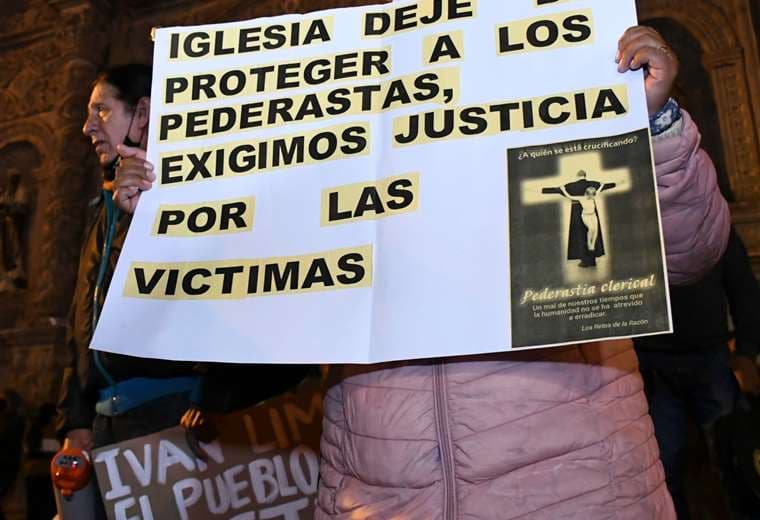 Protesta contra los pederastas en Bolivia /Foto: APG Noticias