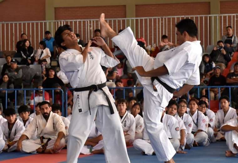 Karate de alto nivel se vio en el campeonato de Cochabamba. Foto: Feboka