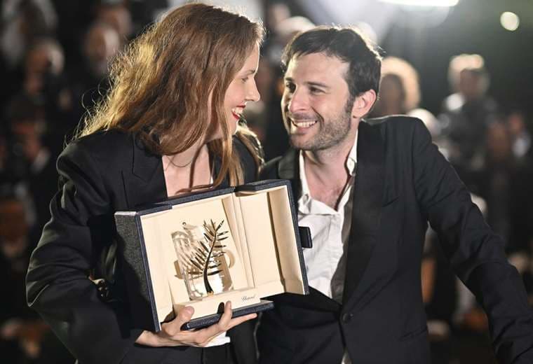Justine Triet, directora francesa gana la Palma de Oro en Cannes/Foto: AFP