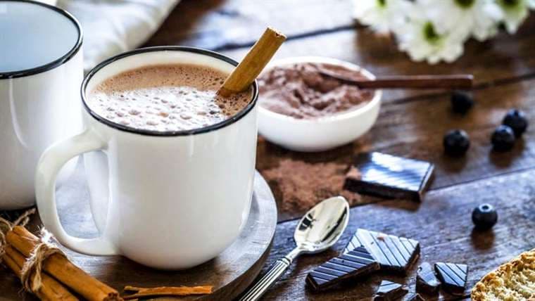 Chocolate caliente y cuatro sugerencias más para combatir el 'surcito' 