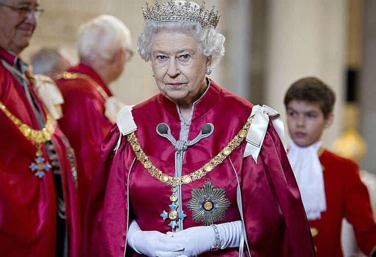 De Isabel II a Carlos III: un monarca sin poder