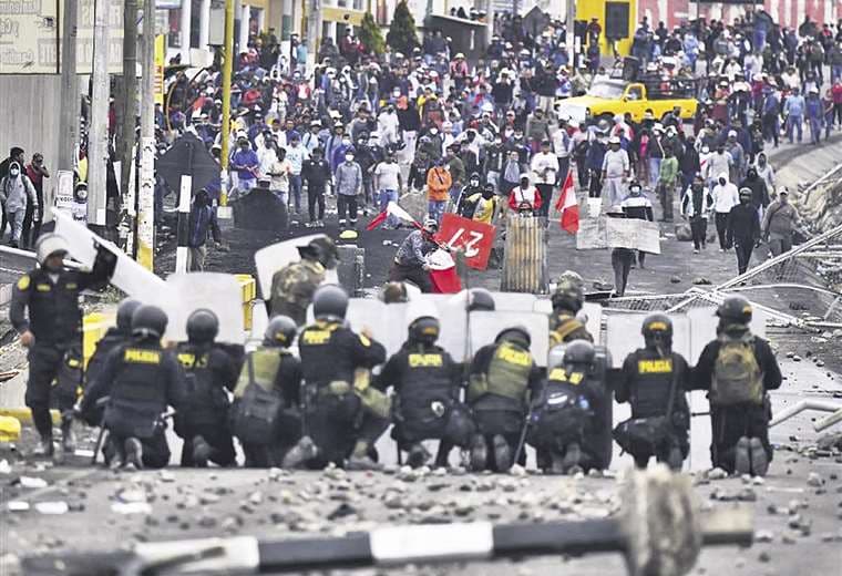 Dos informes ponen a Boluarte en el punto demira por violación de DDHH