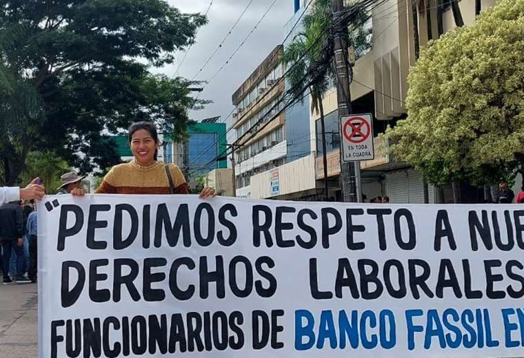 Trabajadores de Fassil piden el pago de sus salarios /Foto: Juan Carlos Torrejón -Archivo