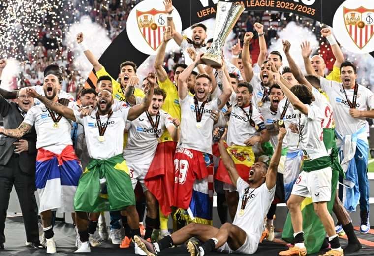 El Sevilla venció por penales a la Roma en la final de la Europa League. Foto: AFP