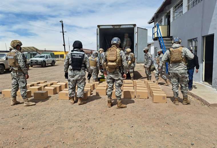 Fuerzas Armadas tienen solo 470 efectivos destinados a 50 puestos de control del contrabando