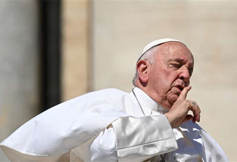 El papa Francisco saldrá del hospital "en los próximos días"