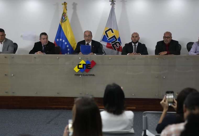 El chavismo remodela el Consejo Nacional Electoral de cara a las presidenciales