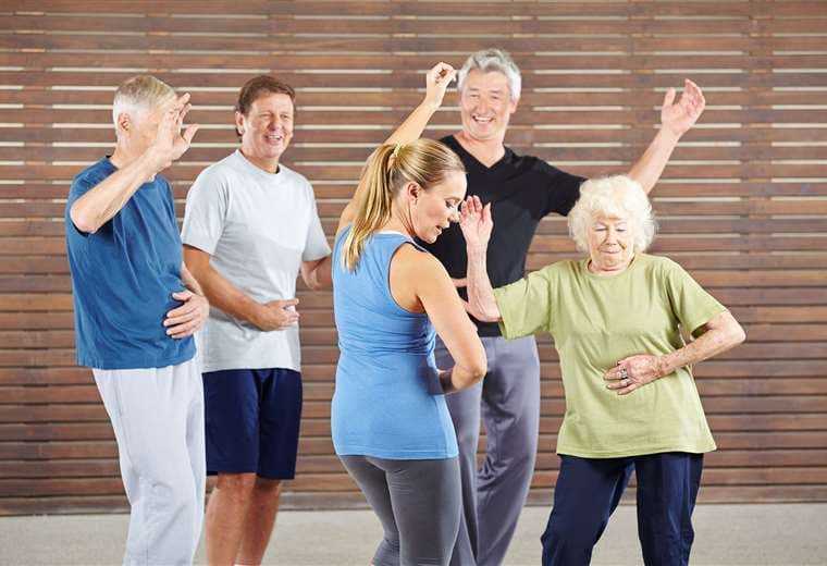 La terapia de baile ayuda a los pacientes con demencia. Foto referencial