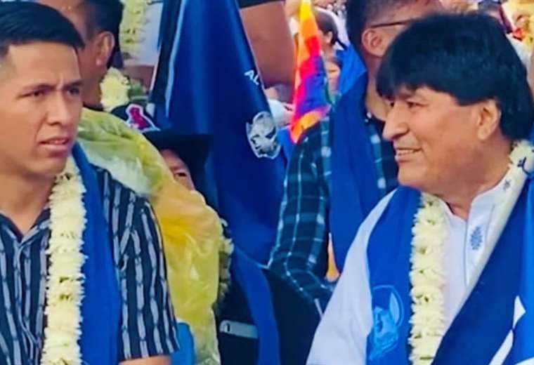 Andrónico Rodríguez y Evo Morales, juntos en el aniversario del MAS 