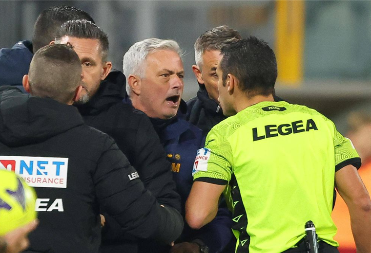 Mourinho, suspendido dos partidos en Italia por insultar a un árbitro