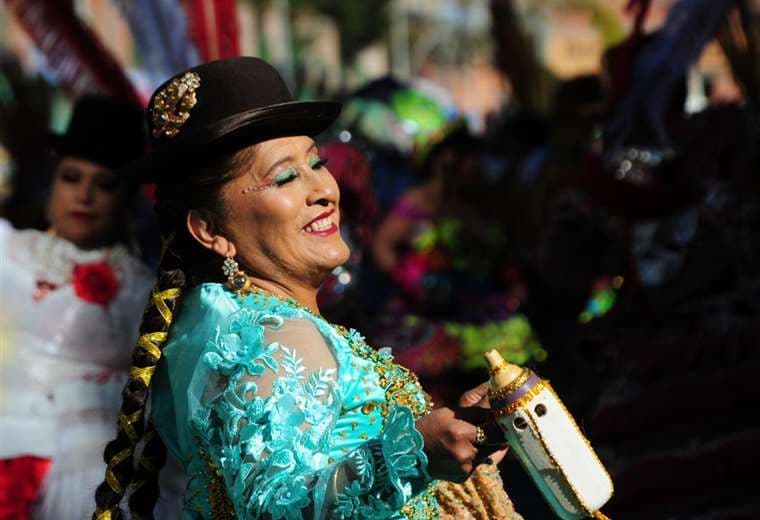 La Paz se paraliza con el Gran Poder: la entrada folklórica reúne a más de 70.000 bailarines y solo hoy moverá $us 60 millones