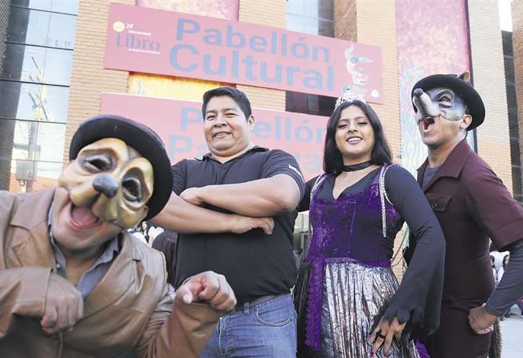 Fundarbol, EL DEBER y Debercito acercan el teatro a la comunidad educativa