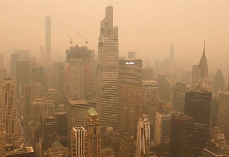 La enorme nube de humo que cubre Norteamérica y que obligó a Nueva York a cancelar las actividades al aire libre por la mala calidad del aire