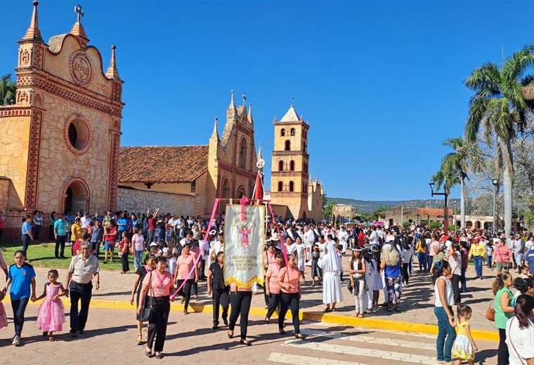 Pobladores de Porongo, San José de Chiquitos y Pailón celebran Corpus Christi 