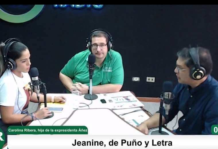 Carolina Ribera en entrevista con El Deber Radio. 