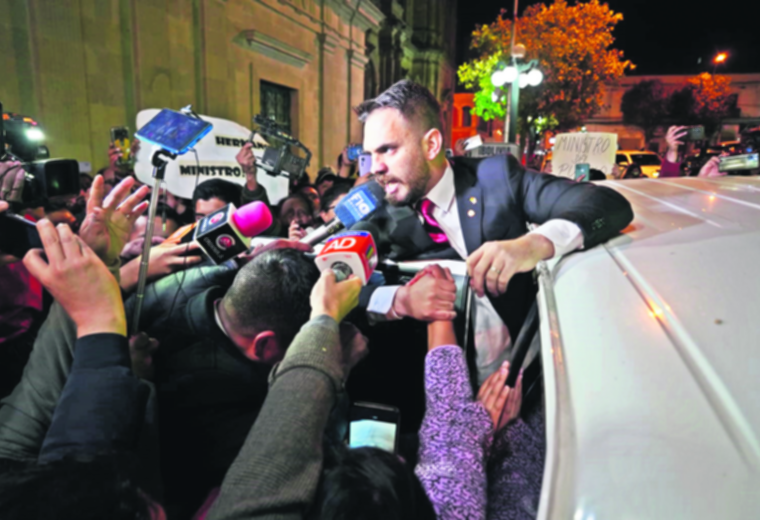 La reposición del ministro censurado activa un pedido de juicio contra Luis Arce   
