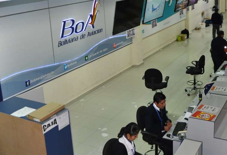 Aeronave de BoA que cubría la ruta Santa Cruz-Cobija retorna a Viru Viru tras sufrir falla técnica