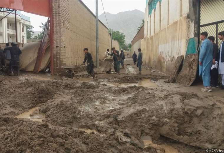Inundaciones en Afganistán dejan al menos 26 muertos