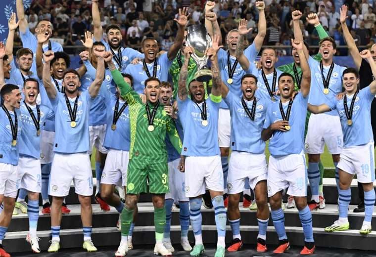 El Manchester City ganó la Supercopa de Europa al Sevilla en los penales