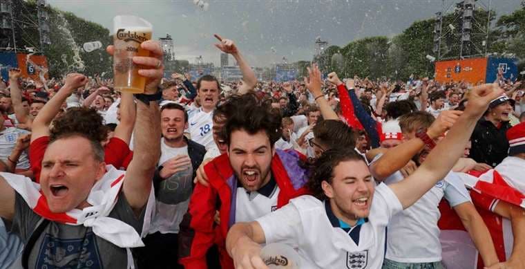 ¿Una final de Mundial sin pubs ni cerveza? Preocupación en Inglaterra