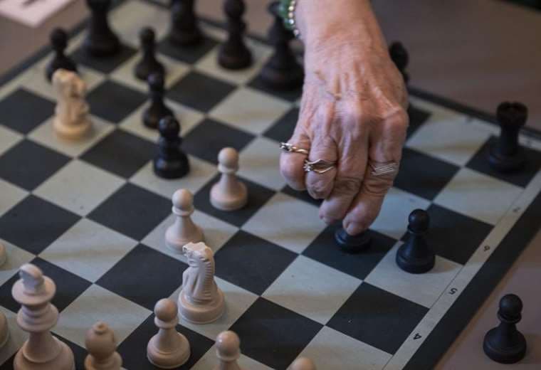 "No existe ninguna ventaja física en el ajedrez": las críticas a la prohibición de que las jugadoras transgénero participen en torneos femeninos 