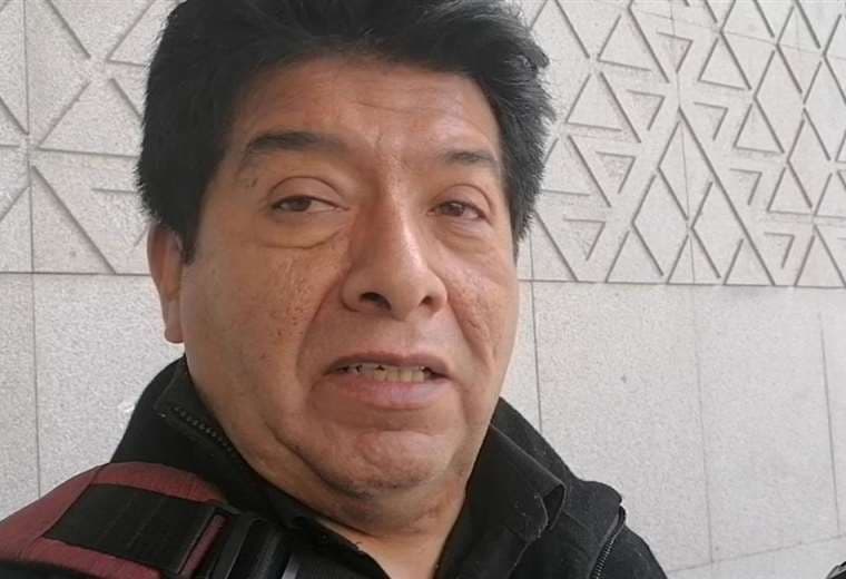 Diputado 'evista' pide juicio contra David Choquehuanca