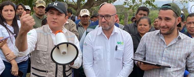 Parlamentarios cruceños presentan una acción en contra del Estado boliviano por el acuífero Urubó-Güendá