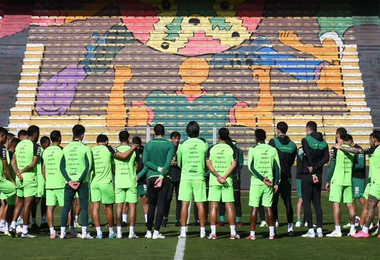 Selección boliviana en entrenamiento