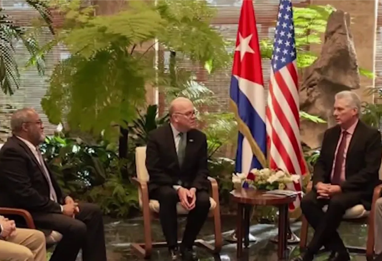 Autoridades de Estados Unidos y Cuba reunidos. Foto. Internet 
