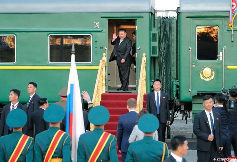 Kim visita fábrica aeronáutica en el Lejano Oriente de Rusia