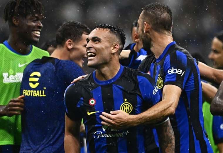 Todo fue alegría para el Inter en el clásico. Foto: AFP 