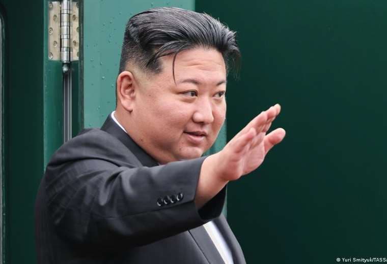 Kim Jong-un deja Rusia a bordo de su tren blindado