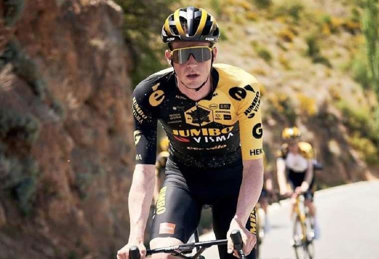 El ciclista belga Van Hooydonck se retira por un problema cardíaco