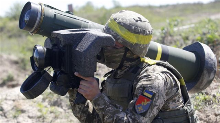 Polonia no suministra más armas a Ucrania en medio de disputa por cereales