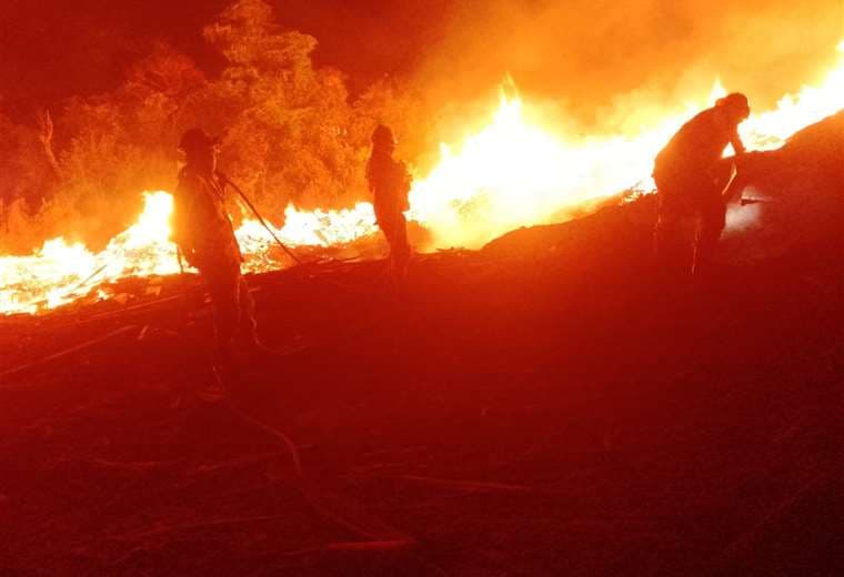 Concepción y Samaipata enfrentan incendios forestales