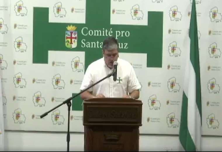 Santa Cruz en su "nueva relación con el Estado" pide que se acabe con el "ultraje" en su contra 