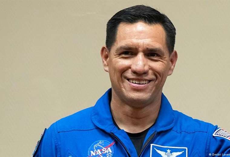 Regresó a la Tierra el astronauta latino que rompió récord en el espacio